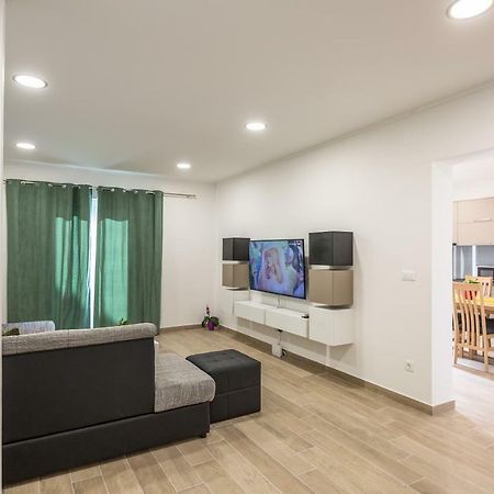 Acoustic Apartment Makarska Bagian luar foto