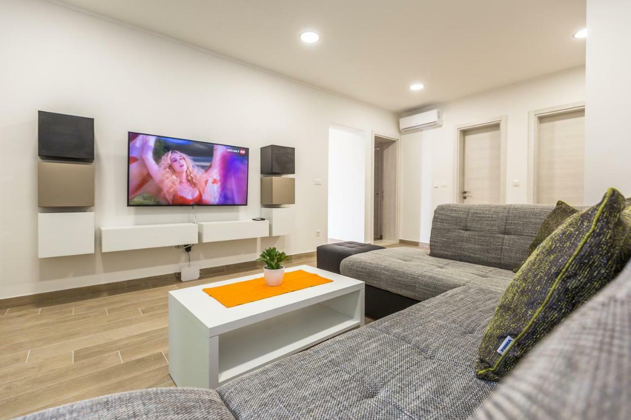 Acoustic Apartment Makarska Bagian luar foto
